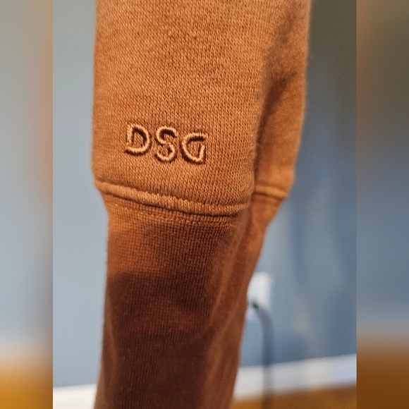 DSG MAUVE SWEATSHIRT - MEDIUM - - Picture 3 of 3